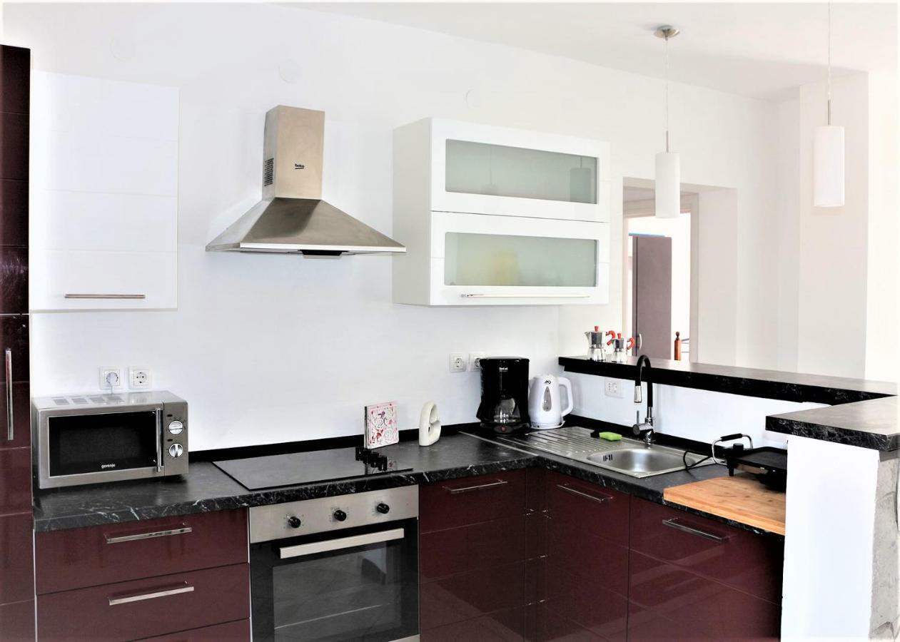Apartments Mario Malinska Ngoại thất bức ảnh