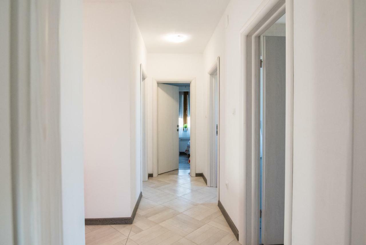 Apartments Mario Malinska Ngoại thất bức ảnh